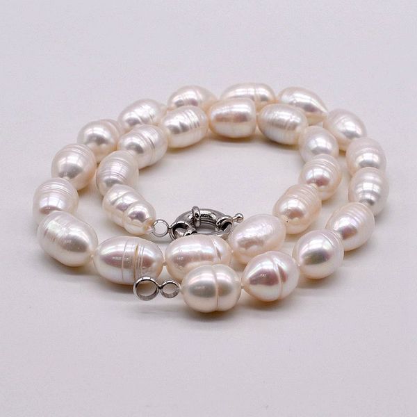 oval white natural pearl handmade natural modeling pearl necklace classic professional clothing accessories, Golden;silver
oval white natural pearl handmade natural modeling pearl necklace classic professional clothing accessories, Golden;silver
