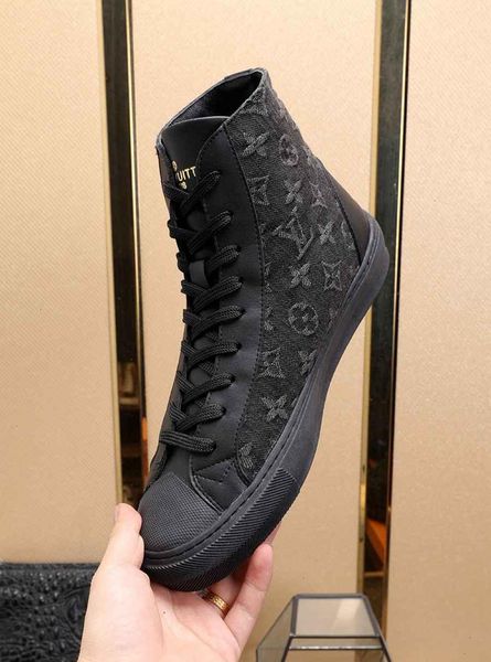 men shoes 2020 new winter sneakers size 38-44 fashion solid color wsj000 lace-up casual shoes classic high-top, Black;red
men shoes 2020 new winter sneakers size 38-44 fashion solid color wsj000 lace-up casual shoes classic high-top, Black;red