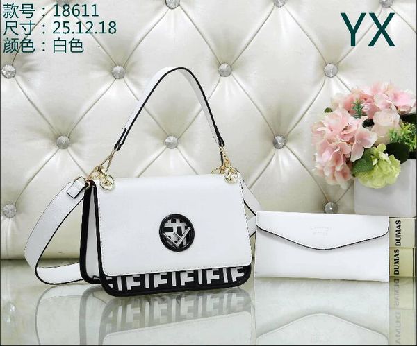 2019 Design Handbag Ladies Brand Totes Clutch Bag High Quality Shoulder Bags Fashion Leather Hand Bags B0215
2019 Design Handbag Ladies Brand Totes Clutch Bag High Quality Shoulder Bags Fashion Leather Hand Bags B0215