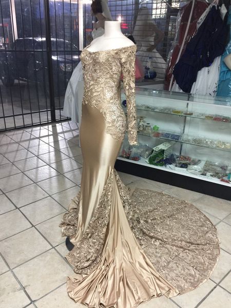 плюс размер южноафриканский пром платья elegant gold русалка платье с длинным рукавом кружева поезд стреловидности черные девушки вечерние п, Black
плюс размер южноафриканский пром платья elegant gold русалка платье с длинным рукавом кружева поезд стреловидности черные девушки вечерние п, Black