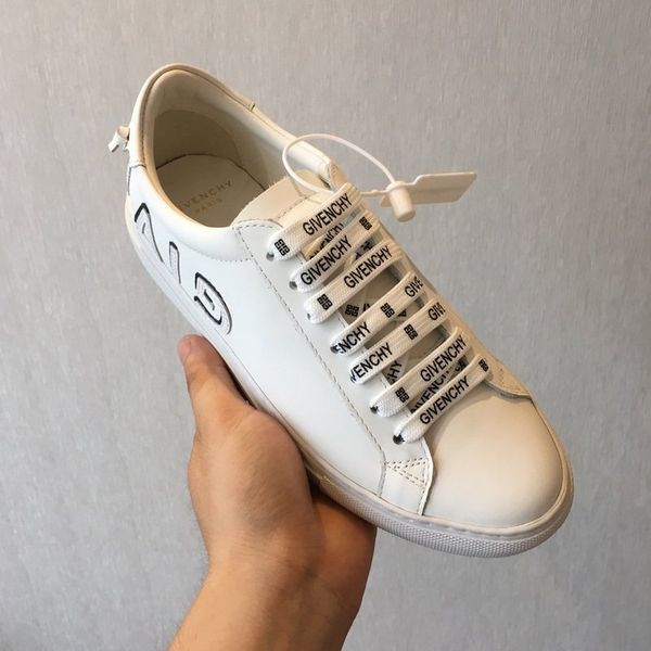 real leather embroidery lace-up casual outdoor shoe for men fashion summer fashion shoes for man with box 38-45, Black
real leather embroidery lace-up casual outdoor shoe for men fashion summer fashion shoes for man with box 38-45, Black