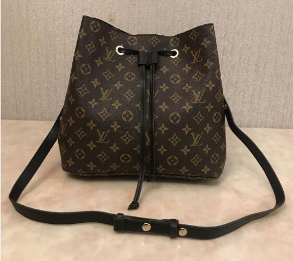 2019 new fashion shoulder bags chain men's and women's classic handbags pu crossbody bags 39f
2019 new fashion shoulder bags chain men's and women's classic handbags pu crossbody bags 39f