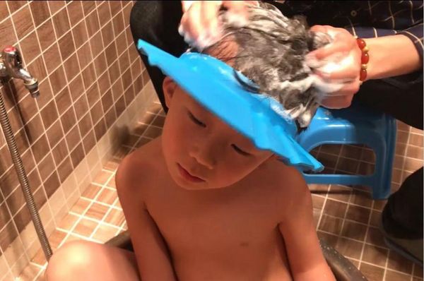 baby shower caps shampoo cap wash hair kids bath visor hats adjustable shield waterproof ear eye protection children hats
baby shower caps shampoo cap wash hair kids bath visor hats adjustable shield waterproof ear eye protection children hats