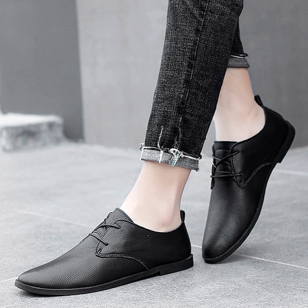 new leather mens flats shoes casual british style men oxfords fashion dress shoes size 36-44 for men black white *
new leather mens flats shoes casual british style men oxfords fashion dress shoes size 36-44 for men black white *