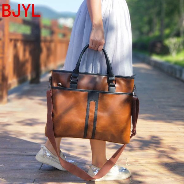 new business women handbags computer briefcase large capacity 15.6 inch lapbag female leather shoulder messenger bags
new business women handbags computer briefcase large capacity 15.6 inch lapbag female leather shoulder messenger bags