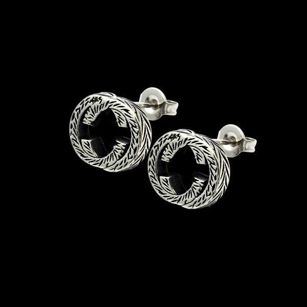 designer jewelry wholesale vintage hollowed-out g letter pattern earrings sub-gold plate g engraved pattern earrings, Golden;silver
designer jewelry wholesale vintage hollowed-out g letter pattern earrings sub-gold plate g engraved pattern earrings, Golden;silver