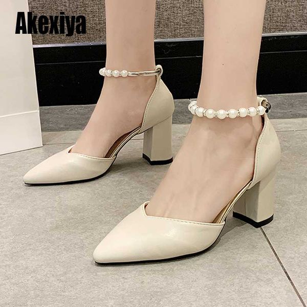 2020 women pumps two-piece leather pointd toe elegant women shoes platform casual ladies wedding pumps size 35-39 s347, Black
2020 women pumps two-piece leather pointd toe elegant women shoes platform casual ladies wedding pumps size 35-39 s347, Black