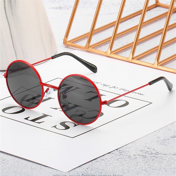 metal round children sunglasses retro brand vintage kid fashion sunglass gradient boys girls sun glasses uv400, White;black
metal round children sunglasses retro brand vintage kid fashion sunglass gradient boys girls sun glasses uv400, White;black