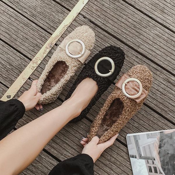 35-43 big size socofy lamb wool flats women leather bow circle buckle fur loafers mule ladies winter thicken plush footwear s580, Black
35-43 big size socofy lamb wool flats women leather bow circle buckle fur loafers mule ladies winter thicken plush footwear s580, Black