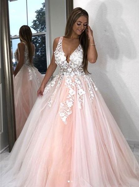 2019 pink tulle deep v neck evening dress floor length a-line formal party prom gowns applique sleeveless, Black;red
2019 pink tulle deep v neck evening dress floor length a-line formal party prom gowns applique sleeveless, Black;red