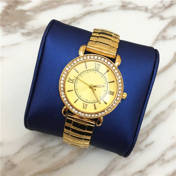 classic fashion women watch quartz yellow gold/silver lady dress watch bracelet special design famous brand wristatch high quality, Slivery;brown 
classic fashion women watch quartz yellow gold/silver lady dress watch bracelet special design famous brand wristatch high quality, Slivery;brown