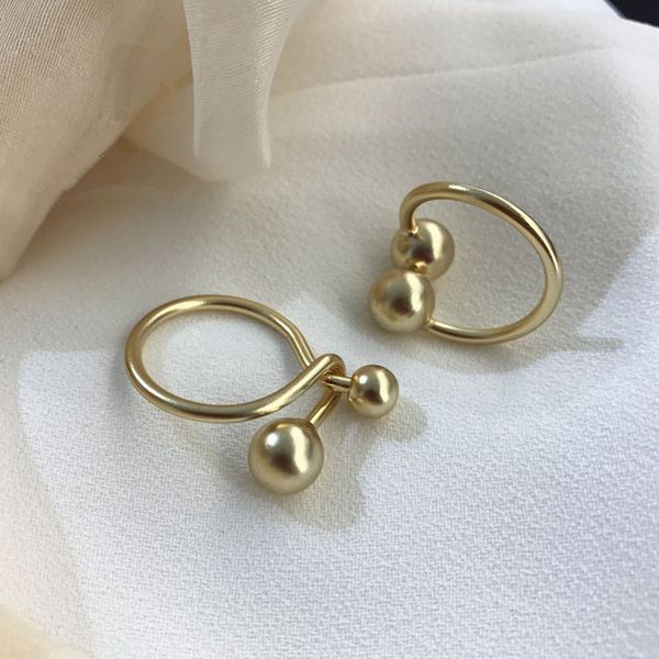 aomu 1pc 2020 new statement rings for women geometric metal ball twisted open rings party jewelry hot, Golden;silver
aomu 1pc 2020 new statement rings for women geometric metal ball twisted open rings party jewelry hot, Golden;silver