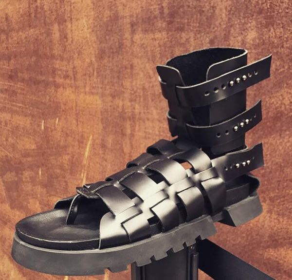 ins web celebrity gladiator sandals, summer style, genuine leather, korean version thick bottom air permeability boots, Black
ins web celebrity gladiator sandals, summer style, genuine leather, korean version thick bottom air permeability boots, Black