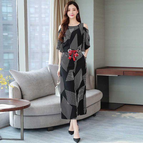two piece dress women vogue geometric pants sets 2 pcs elastic waist lace up wide leg pants&off the shoulder loose office lady pant sui, White
two piece dress women vogue geometric pants sets 2 pcs elastic waist lace up wide leg pants&off the shoulder loose office lady pant sui, White