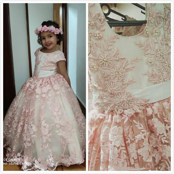 lovely jewel neck blush flower girls dresses with pearls belt 2020 cap sleeve lace 3d floral little princess birthday wedding party gown, White;blue
lovely jewel neck blush flower girls dresses with pearls belt 2020 cap sleeve lace 3d floral little princess birthday wedding party gown, White;blue