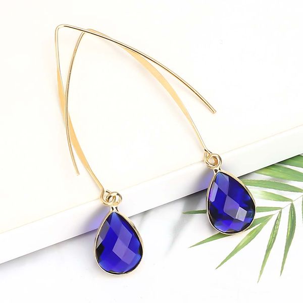 2021 teardrop crystal dangle earrings for women girls charm fashion gold color pink waterdrop long earring bridesmaid jewelry, Golden
2021 teardrop crystal dangle earrings for women girls charm fashion gold color pink waterdrop long earring bridesmaid jewelry, Golden