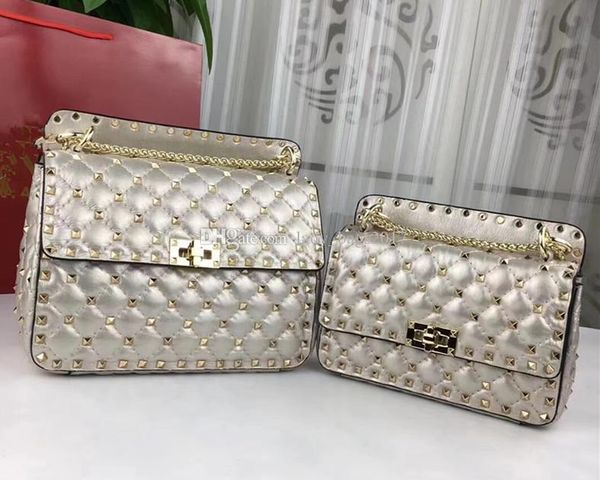 luxury designer shoulder bag stud revit women bag quilted nappa lambskin leather dual zip closure studs plaid purse shoulder messenger bags
luxury designer shoulder bag stud revit women bag quilted nappa lambskin leather dual zip closure studs plaid purse shoulder messenger bags