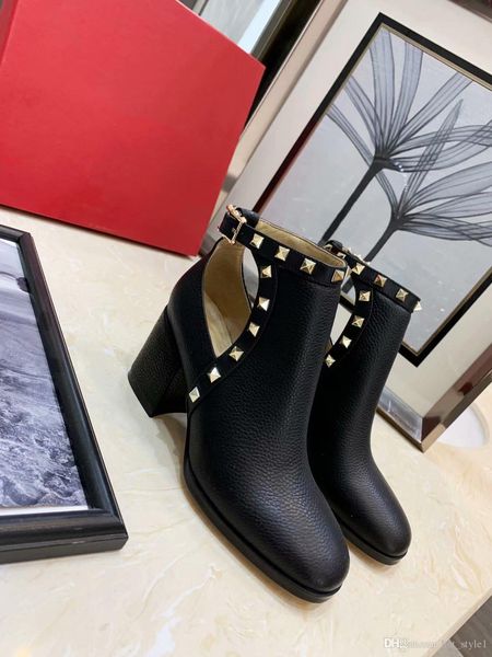 early autumn woman round toe chunky heel short boots femal italy brand rivet hollow out ankle boots femal non-slip ankle strap casual boots, Black
early autumn woman round toe chunky heel short boots femal italy brand rivet hollow out ankle boots femal non-slip ankle strap casual boots, Black