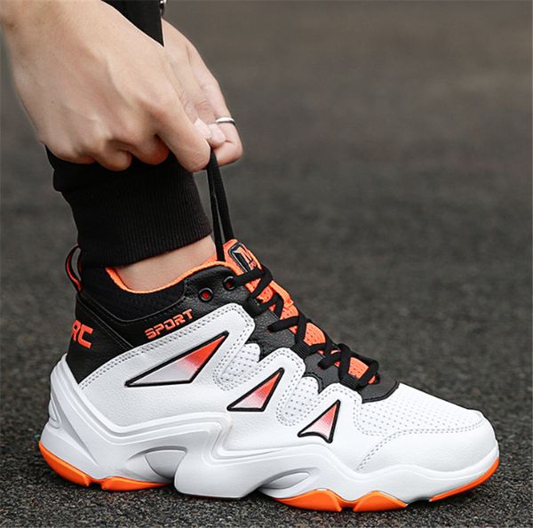 2019 autumn and winter casual wild non-slip sneakers cool trend casual breathable basketball shoes, Black
2019 autumn and winter casual wild non-slip sneakers cool trend casual breathable basketball shoes, Black