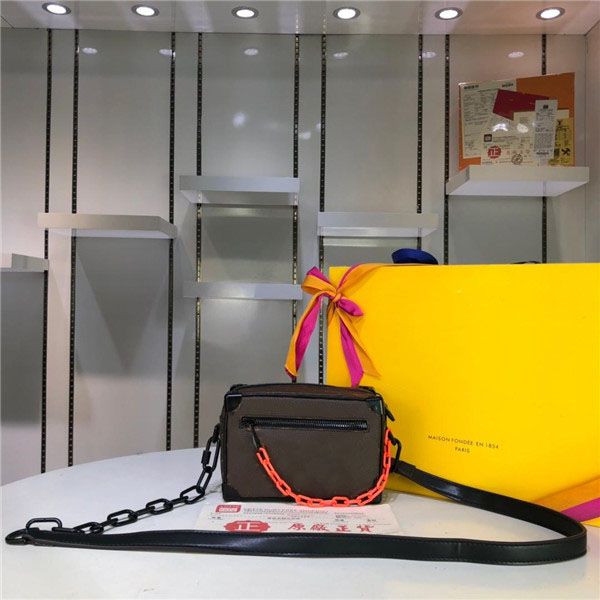 designer luxury handbags purses brand presbyopia crossbody bag,shape is exquisite charming handbag,angular and elegant
designer luxury handbags purses brand presbyopia crossbody bag,shape is exquisite charming handbag,angular and elegant