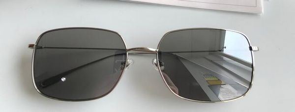 2019 new sunglasses men and women luxury sunglasses thin metal frame square glasses with box and dastbag, White;black
2019 new sunglasses men and women luxury sunglasses thin metal frame square glasses with box and dastbag, White;black