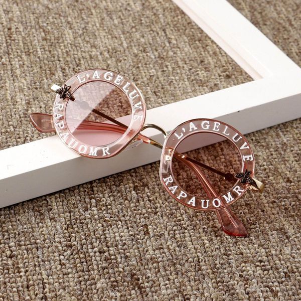 2019 высокого качества дети sunglasseslovely письма шаблон мода uv400 солнцезащитные очки спортивных очков открытых для детей, White;black
2019 высокого качества дети sunglasseslovely письма шаблон мода uv400 солнцезащитные очки спортивных очков открытых для детей, White;black