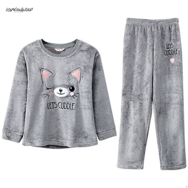 2 шт. / костюм женщины зимняя вышивка кошка пижамы толстая теплая фланелевая стежка домашняя одежда 2019 размер полиэстер домашняя одежда св, Black;red 
2 шт. / костюм женщины зимняя вышивка кошка пижамы толстая теплая фланелевая стежка домашняя одежда 2019 размер полиэстер домашняя одежда св, Black;red