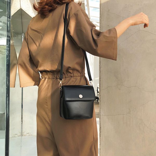 2019 summer solid color women's single shoulder bag pu multi-function small satchel shopping change mobile bag
2019 summer solid color women's single shoulder bag pu multi-function small satchel shopping change mobile bag