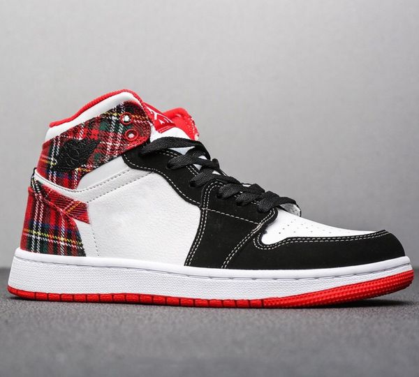 mens 1 og basketball shoes banned mid bred multi color gym red chicago black toe athletics sneaker 1s trainers mens designer shoes, White;red
mens 1 og basketball shoes banned mid bred multi color gym red chicago black toe athletics sneaker 1s trainers mens designer shoes, White;red
