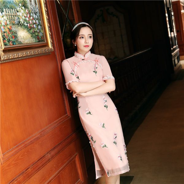 new sweet lace embroidery women qipao short sleeve long dresses daily cheongsam split printing youny girl republican style, White
new sweet lace embroidery women qipao short sleeve long dresses daily cheongsam split printing youny girl republican style, White