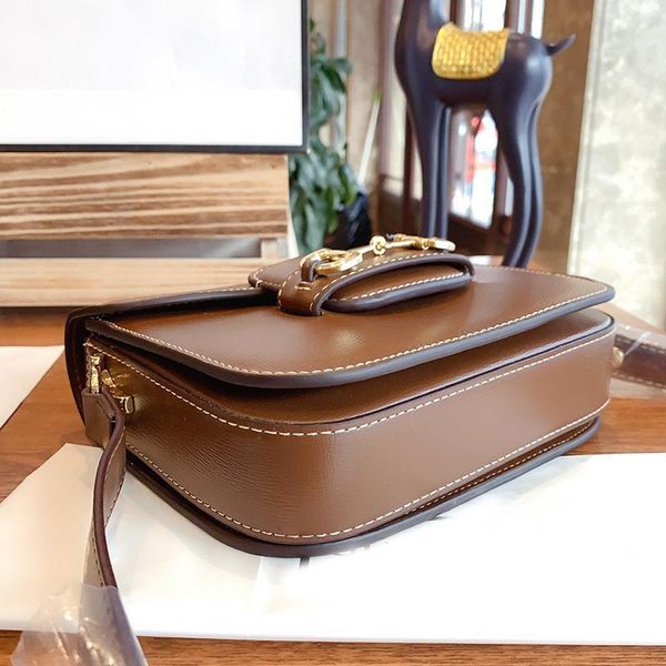 designer luxury handbag purse ladies purse bag 2020 new style shoulder crossbody fashion bags messenger saddle purse bag with box
designer luxury handbag purse ladies purse bag 2020 new style shoulder crossbody fashion bags messenger saddle purse bag with box