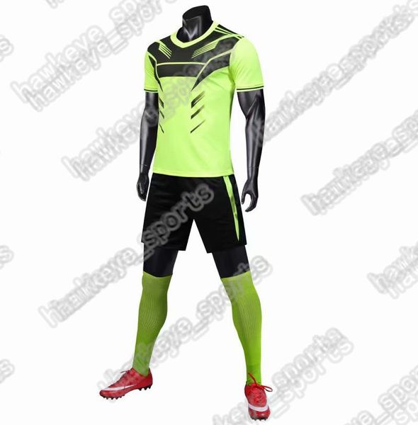 New Men's Sports Football uniform hot selling Customized Putuan Training Suit Breathable 2019 Short Shirt 226
New Men's Sports Football uniform hot selling Customized Putuan Training Suit Breathable 2019 Short Shirt 226