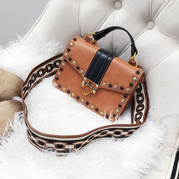new fashion handbag women luxury designer famous brand tote 2018 messenger crossbody bag ladies shoulder bag rivet gril's
new fashion handbag women luxury designer famous brand tote 2018 messenger crossbody bag ladies shoulder bag rivet gril's