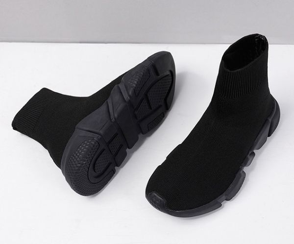 2019 new quality knit speed trainer high race runners socks shoes mens womens sneakers black white slip-on triple s casual shoes
2019 new quality knit speed trainer high race runners socks shoes mens womens sneakers black white slip-on triple s casual shoes