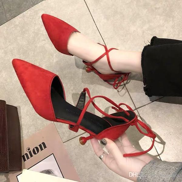 2019 spring new korean version of the hundreds of cushy shallow velvet sole shoes thin heels hollow tied high heels women, Black
2019 spring new korean version of the hundreds of cushy shallow velvet sole shoes thin heels hollow tied high heels women, Black