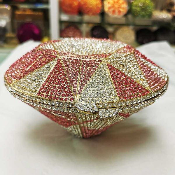 xiyuan white/red rhinestone purse geometric patterns gold metal crystal clutch women evening clutches shoulder handbags
xiyuan white/red rhinestone purse geometric patterns gold metal crystal clutch women evening clutches shoulder handbags