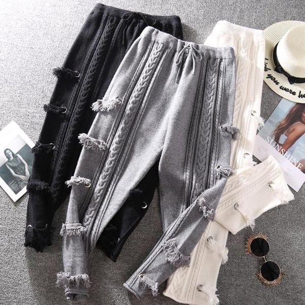 2019 women thicken warm elastic waist ankle-length pants for women loose cotton trousers winter knitted harem pants, Black;white
2019 women thicken warm elastic waist ankle-length pants for women loose cotton trousers winter knitted harem pants, Black;white