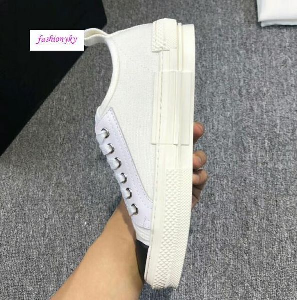 limited cooperation b23 single m classic as the main vision, in the way of large-area printing on the upper sweethearts shoes size 38, Black
limited cooperation b23 single m classic as the main vision, in the way of large-area printing on the upper sweethearts shoes size 38, Black
