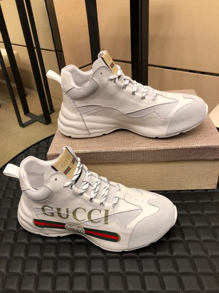 2020 style luxury men's casual driving sports shoes jogging basketball shoes triple fashion design platform vintage men's shoe size 38-44 uu
2020 style luxury men's casual driving sports shoes jogging basketball shoes triple fashion design platform vintage men's shoe size 38-44 uu