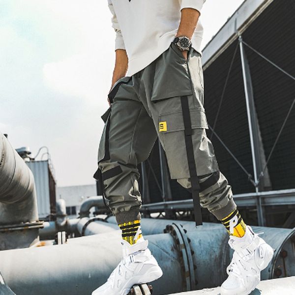 homens primavera outono rua hip hop calças cargo com muitos bolsos fitas patchwork homem ocasional do vintage do punk calças bas, Black
homens primavera outono rua hip hop calças cargo com muitos bolsos fitas patchwork homem ocasional do vintage do punk calças bas, Black