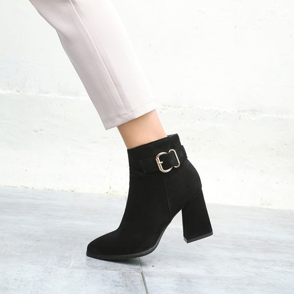 boots big size 9 10 11 12 women shoes ankle for ladies woman winter solid color pointed heel, Black
boots big size 9 10 11 12 women shoes ankle for ladies woman winter solid color pointed heel, Black