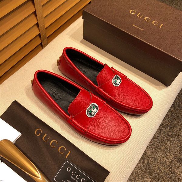 21fw мужчины повседневная обувь slip-на мокасины spring summer man мокасины обуви лакированной кожи верхней для мужчин квартиры black luxury
21fw мужчины повседневная обувь slip-на мокасины spring summer man мокасины обуви лакированной кожи верхней для мужчин квартиры black luxury
