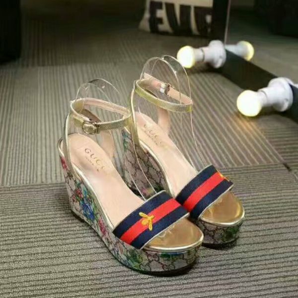 2019 summer latest style ladies luxury shoes classic fashion sandals wild party women's casual shoes, Black
2019 summer latest style ladies luxury shoes classic fashion sandals wild party women's casual shoes, Black