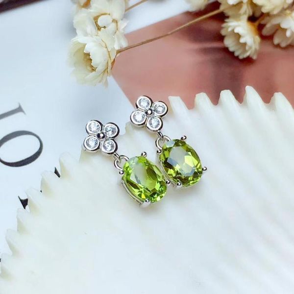 fashion natural green peridot gemstone stud earrings women silver natural olivine 925 sterling silver certificate christmas gift, Golden;silver
fashion natural green peridot gemstone stud earrings women silver natural olivine 925 sterling silver certificate christmas gift, Golden;silver