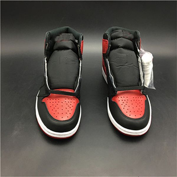 with box new 2020 mens basketball shoes sneakers 1s shoe banned for men sports trainers black pink men us8-12
with box new 2020 mens basketball shoes sneakers 1s shoe banned for men sports trainers black pink men us8-12