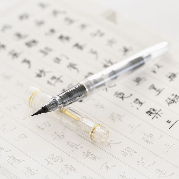 1pcs japanese soft brush transparent rod can add ink xiaoyan calligraphy soft pen new small brush office school supplies, Black;red
1pcs japanese soft brush transparent rod can add ink xiaoyan calligraphy soft pen new small brush office school supplies, Black;red