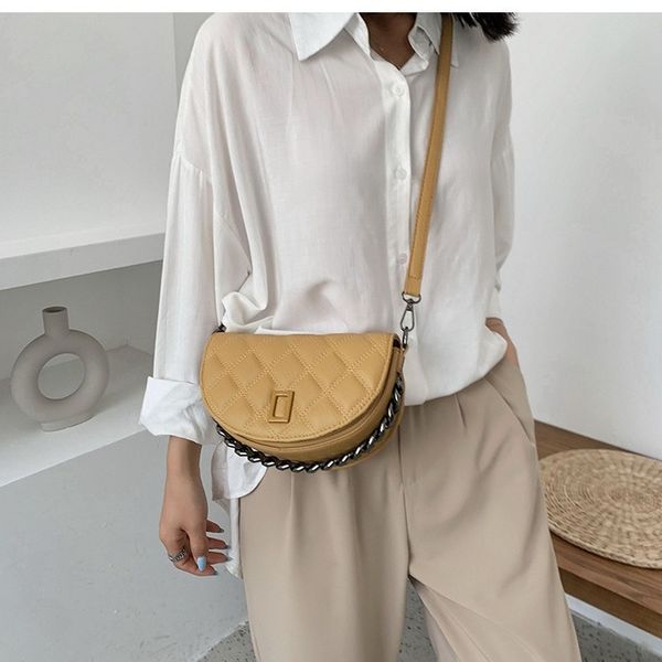 2020 new shoulder bag ladies fashion simple retro crossbody bag korean casual solid color saddle women
2020 new shoulder bag ladies fashion simple retro crossbody bag korean casual solid color saddle women