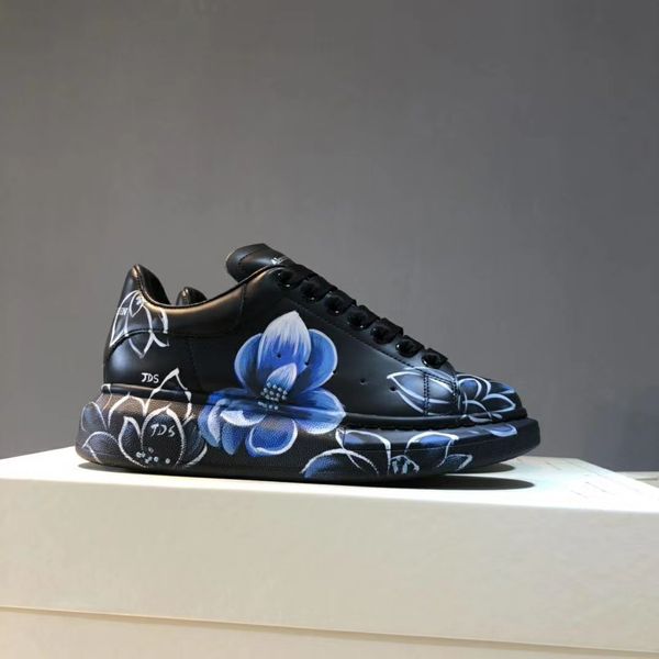 wholesale design graffiti sneaker,latest design,men and women size,black color,fast delivery,more items pls visit out website
wholesale design graffiti sneaker,latest design,men and women size,black color,fast delivery,more items pls visit out website