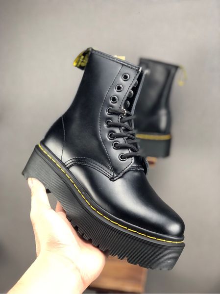 2020 martins plain leather boots 3-4mm flat heel 2019 lady flats womens designer martin boots, Black
2020 martins plain leather boots 3-4mm flat heel 2019 lady flats womens designer martin boots, Black