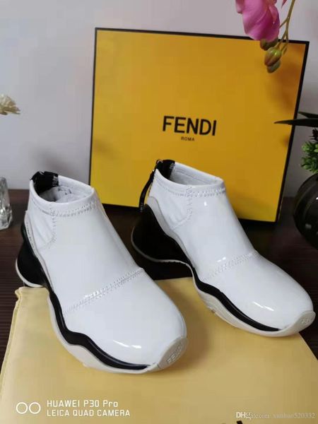 2020 designers design wild singles, women's white casual shoes, simple fashion low-key luxury, Black
2020 designers design wild singles, women's white casual shoes, simple fashion low-key luxury, Black